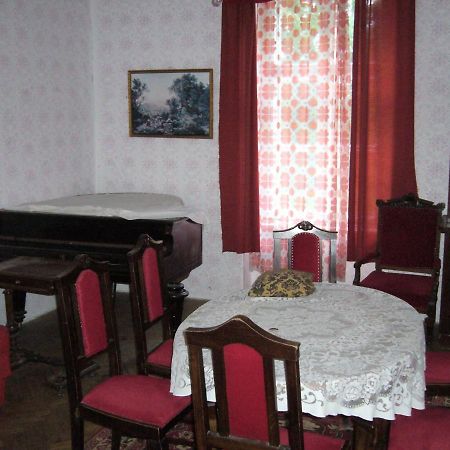 Kalmar Vendeghaz-Vadaszhaz Tornyiszentmiklos ภายนอก รูปภาพ