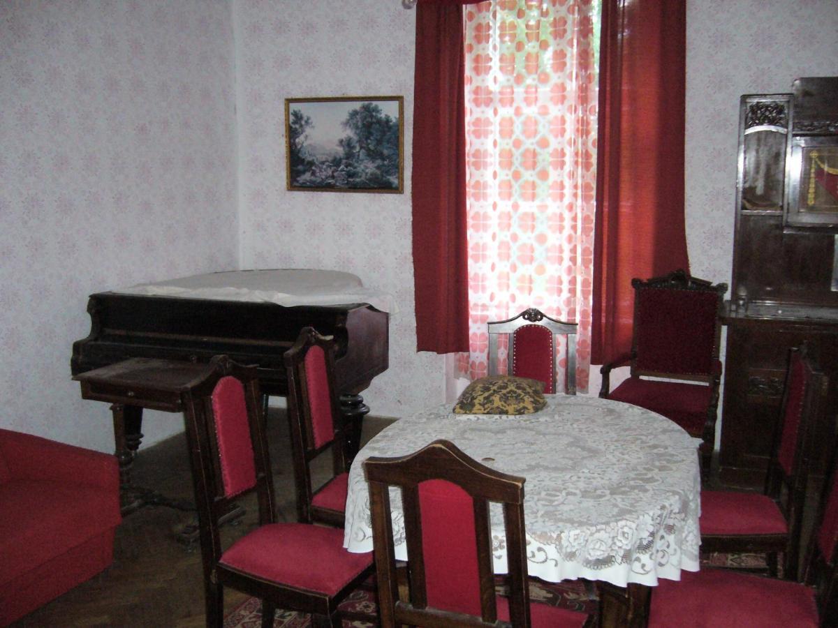 Kalmar Vendeghaz-Vadaszhaz Tornyiszentmiklos ภายนอก รูปภาพ